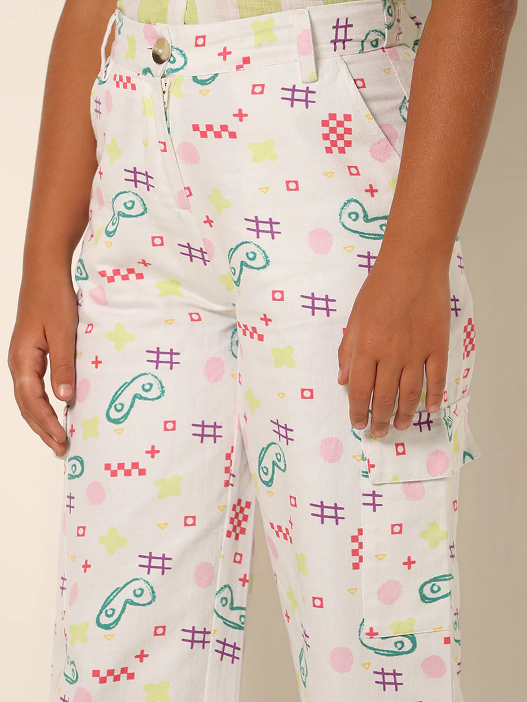 Girl White Mid Rise Printed Wide Leg Pants - Image 4