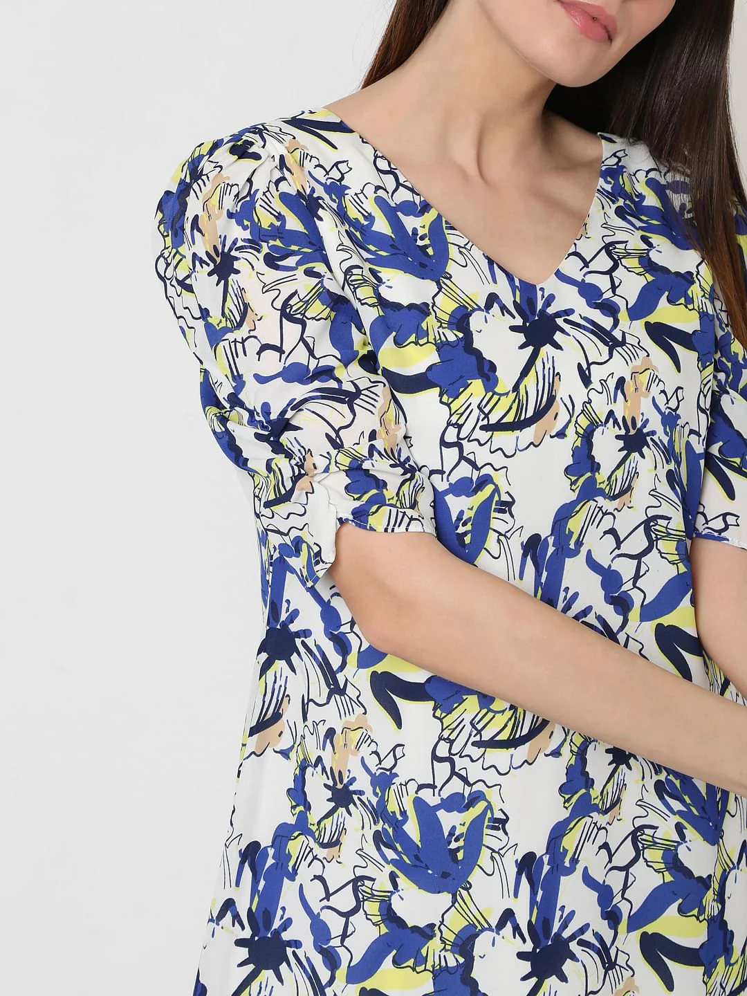 White Floral Shift Dress - Image 4