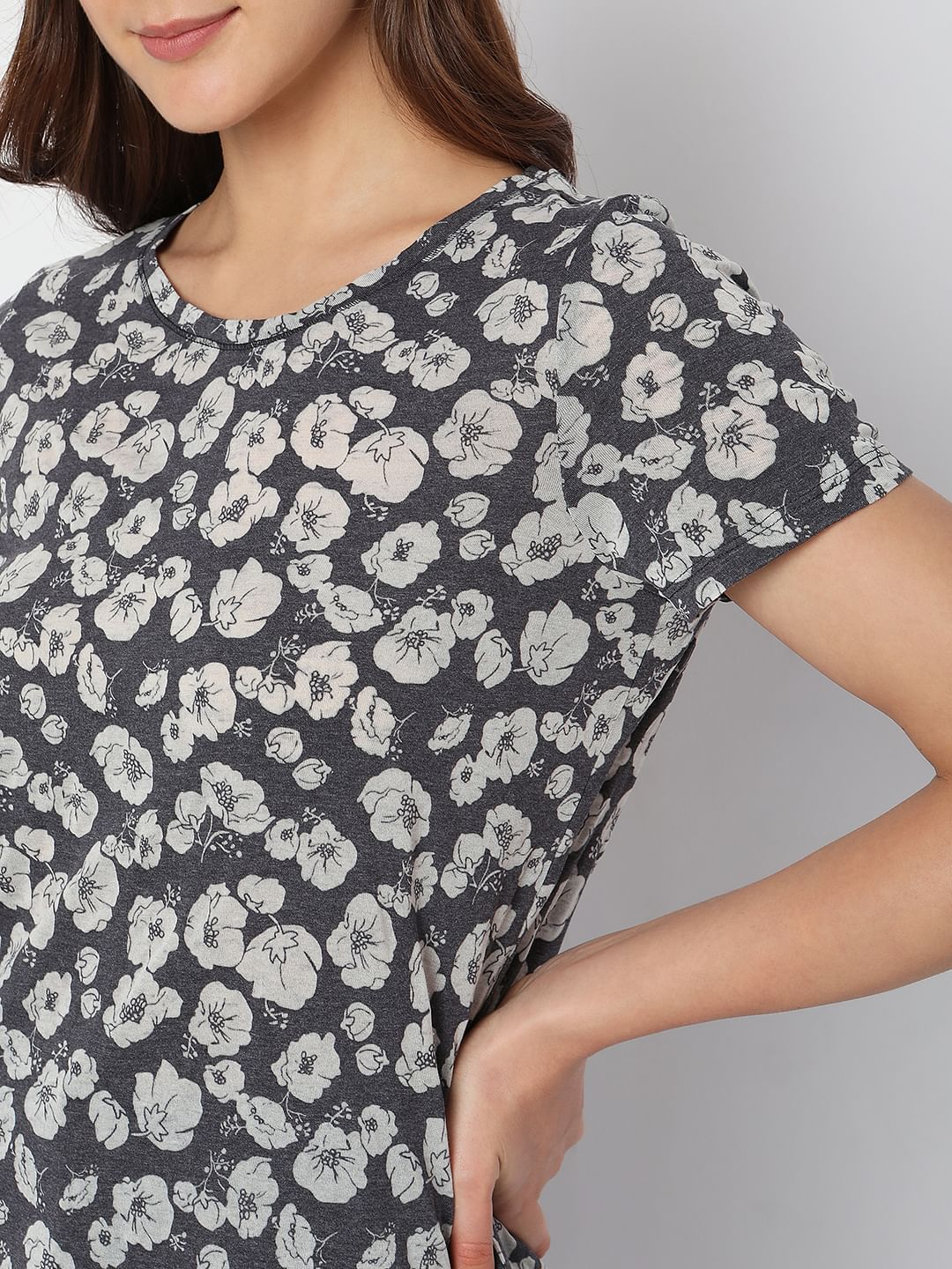 Blue Floral Print T-Shirt - Image 6