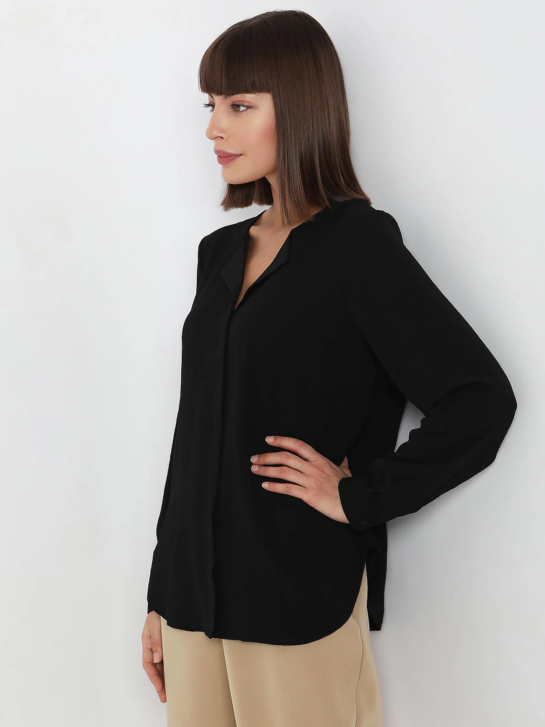 Black Folded Collar Top - Image 3