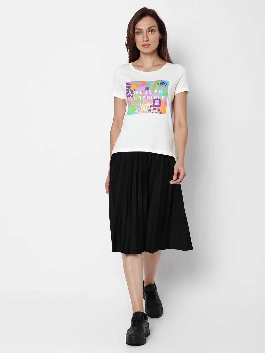 White Graphic Print T-Shirt - Image 5