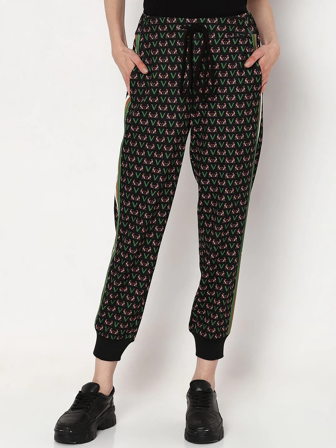 Black Mid Rise Printed Co-Ord Set Joggers - Image 2