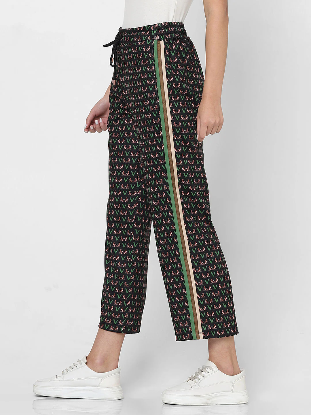 Black Mid Rise Printed Co-Ord Set Joggers - Image 5