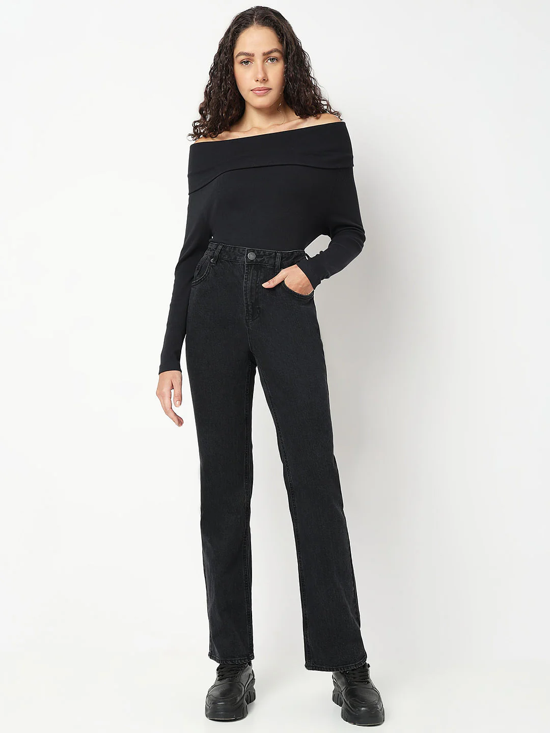 Black High Rise Straight Fit Jeans - Image 5