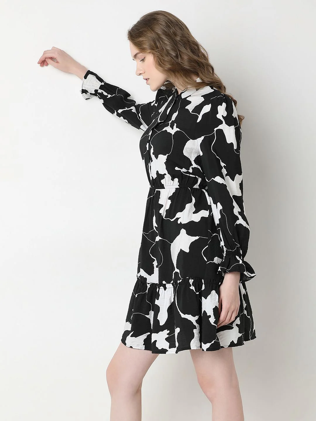 Black Abstract Print Frill Short Dress - Image 3