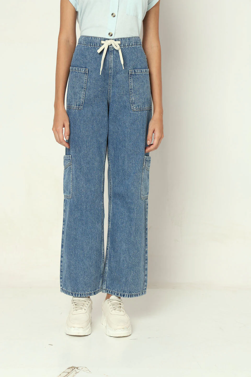 Shoelace Drawstring Wide Cargo Jeans - Image 9