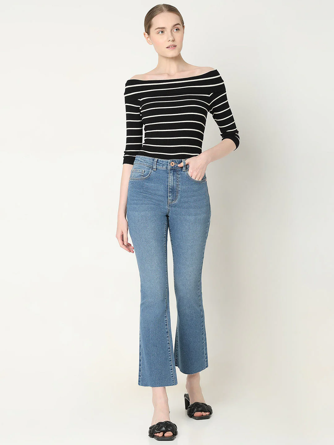 Blue Mid Rise Flared Jeans - Image 5