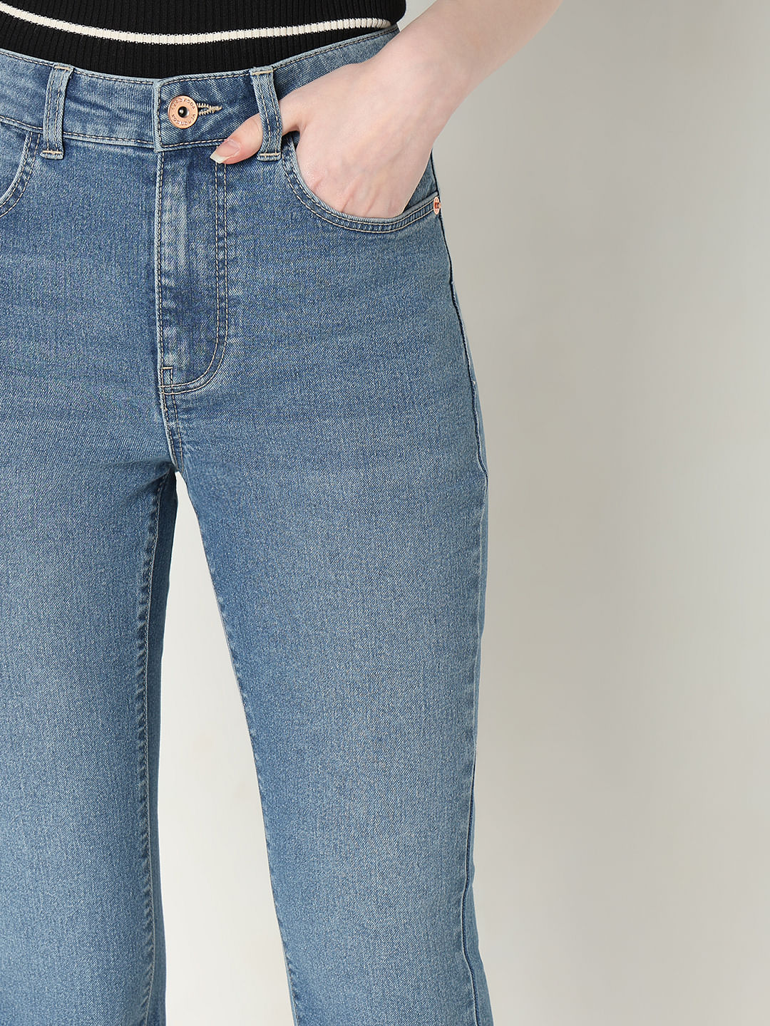 Blue Mid Rise Flared Jeans - Image 6