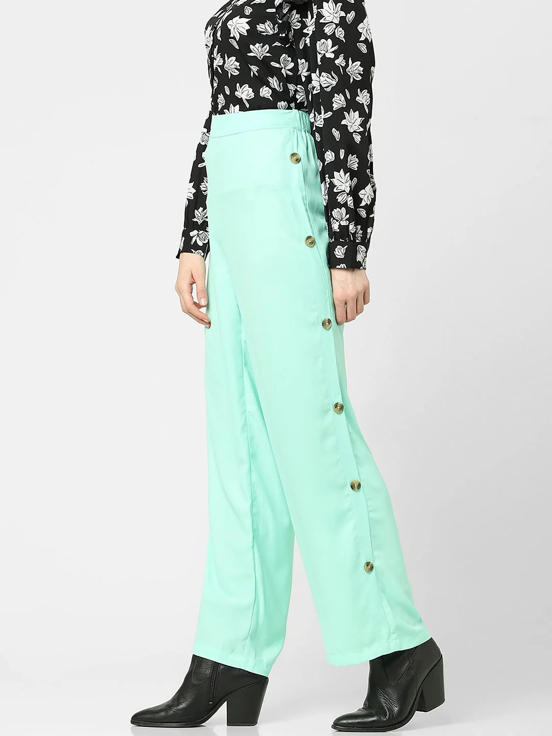 Green High Rise Flared Pants - Image 2
