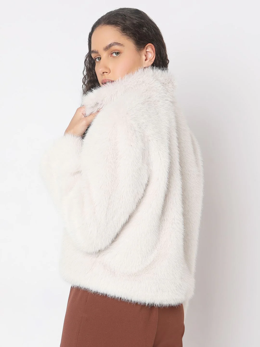 Beige Furry Hooded Short Jacket - Image 4