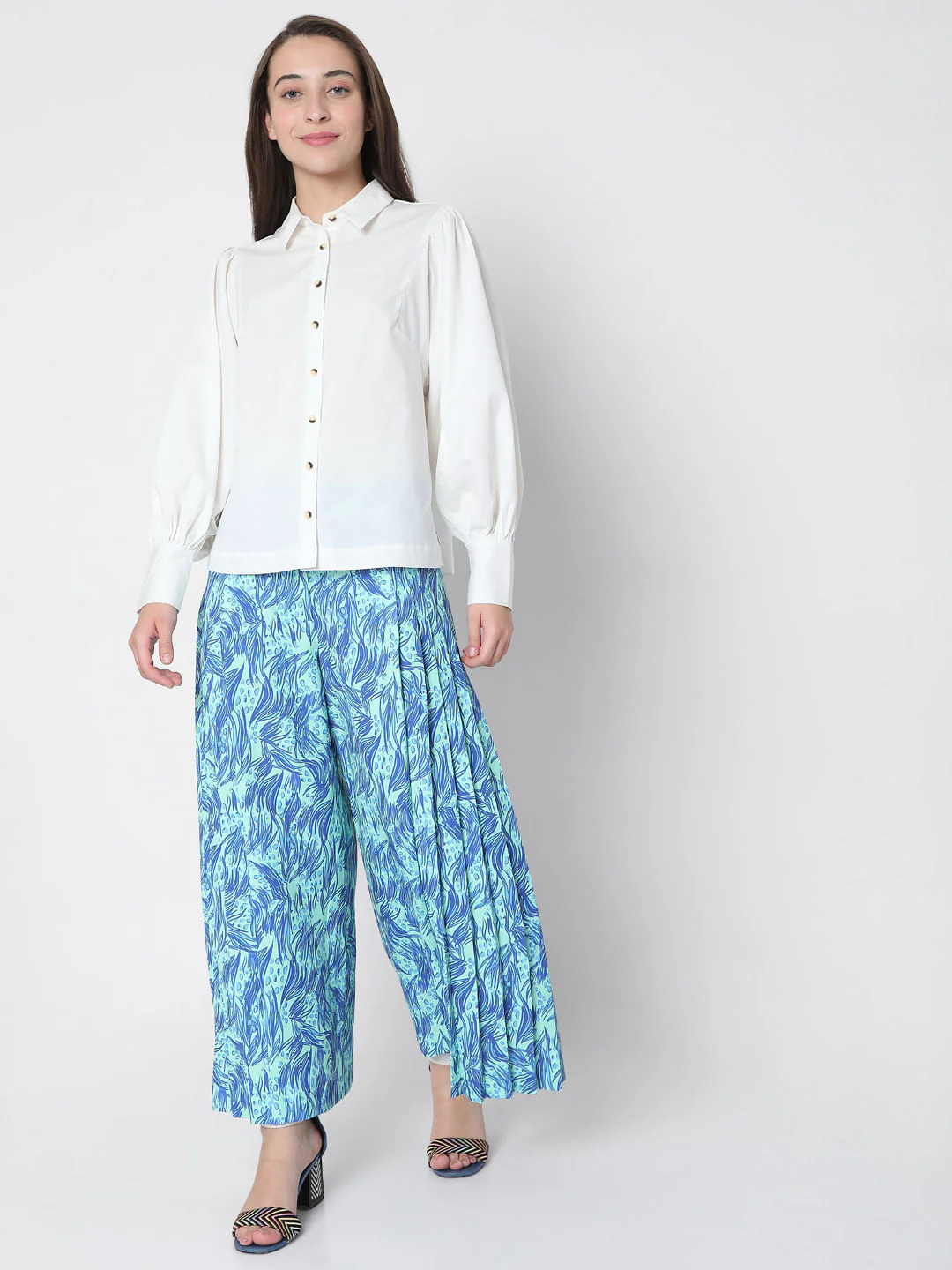 White Shirt - Image 5