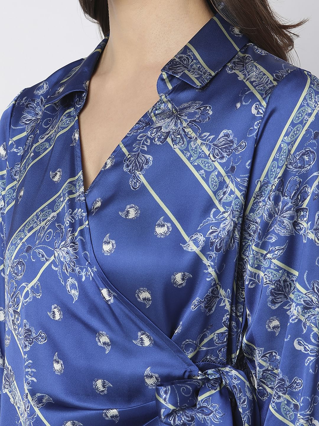 Blue Printed Wrap Dress - Image 8