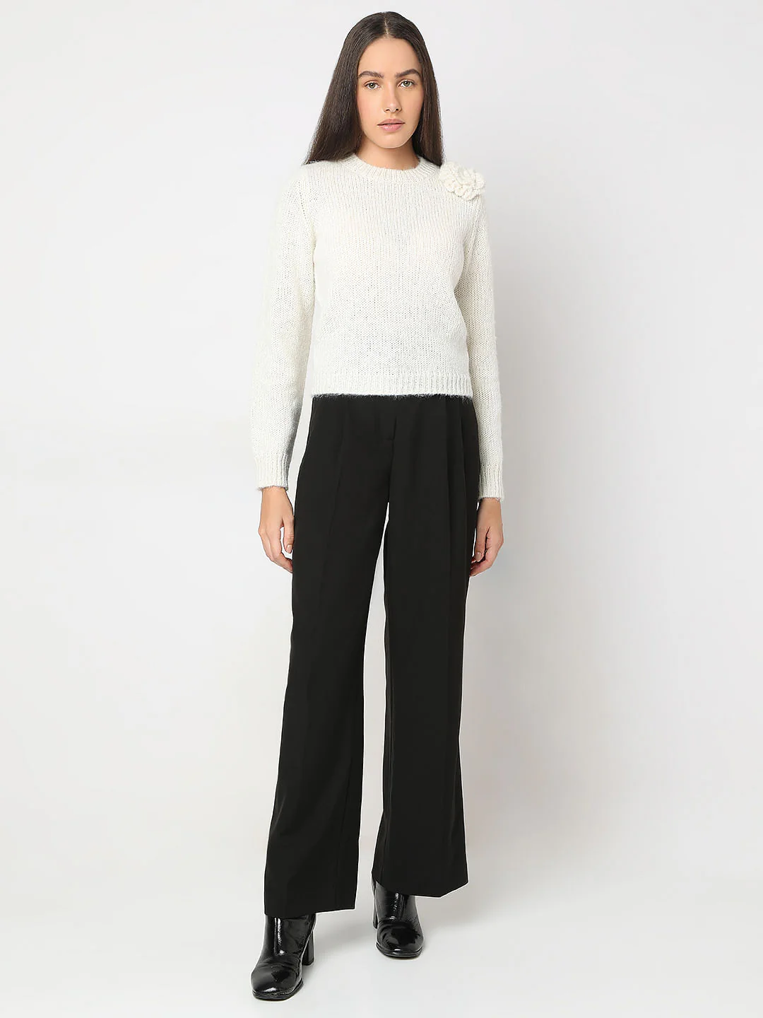 White With A Flower Pullover - Image 5