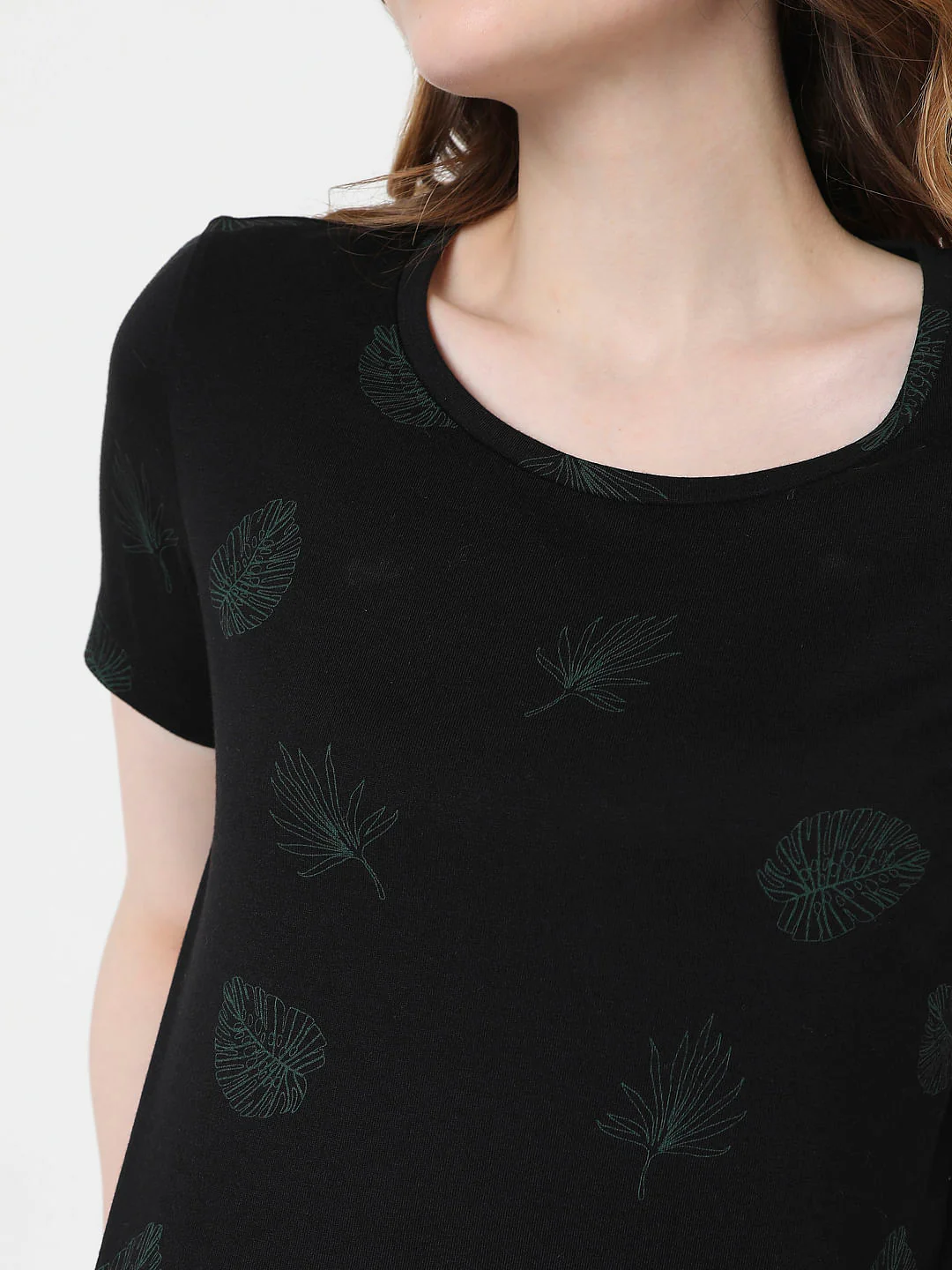 Black Printed T-Shirt - Image 6