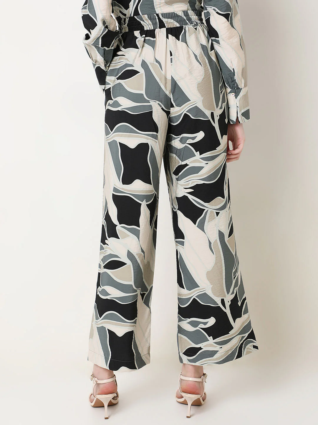 Black Printed Co-Ord Set Pants - Image 4