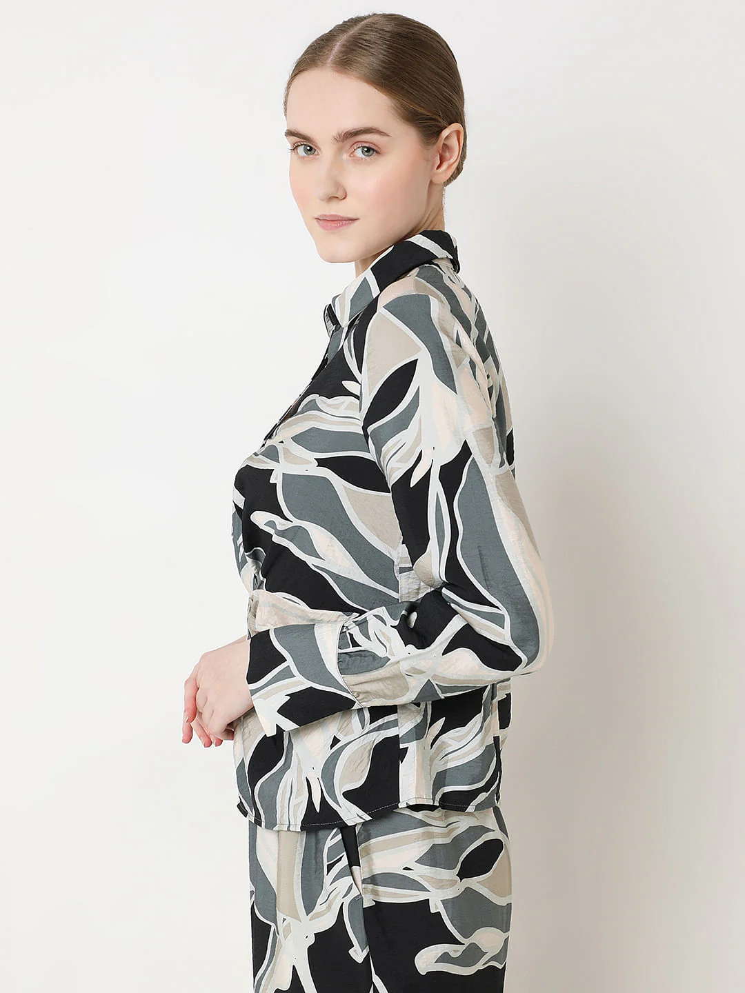 Green Front Knot Co-Ord Set Shirt - Image 3