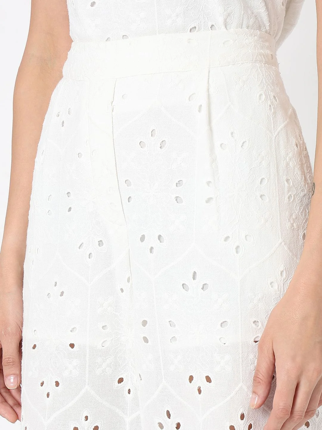 White Schiffli Co-Ord Set Pants - Image 8