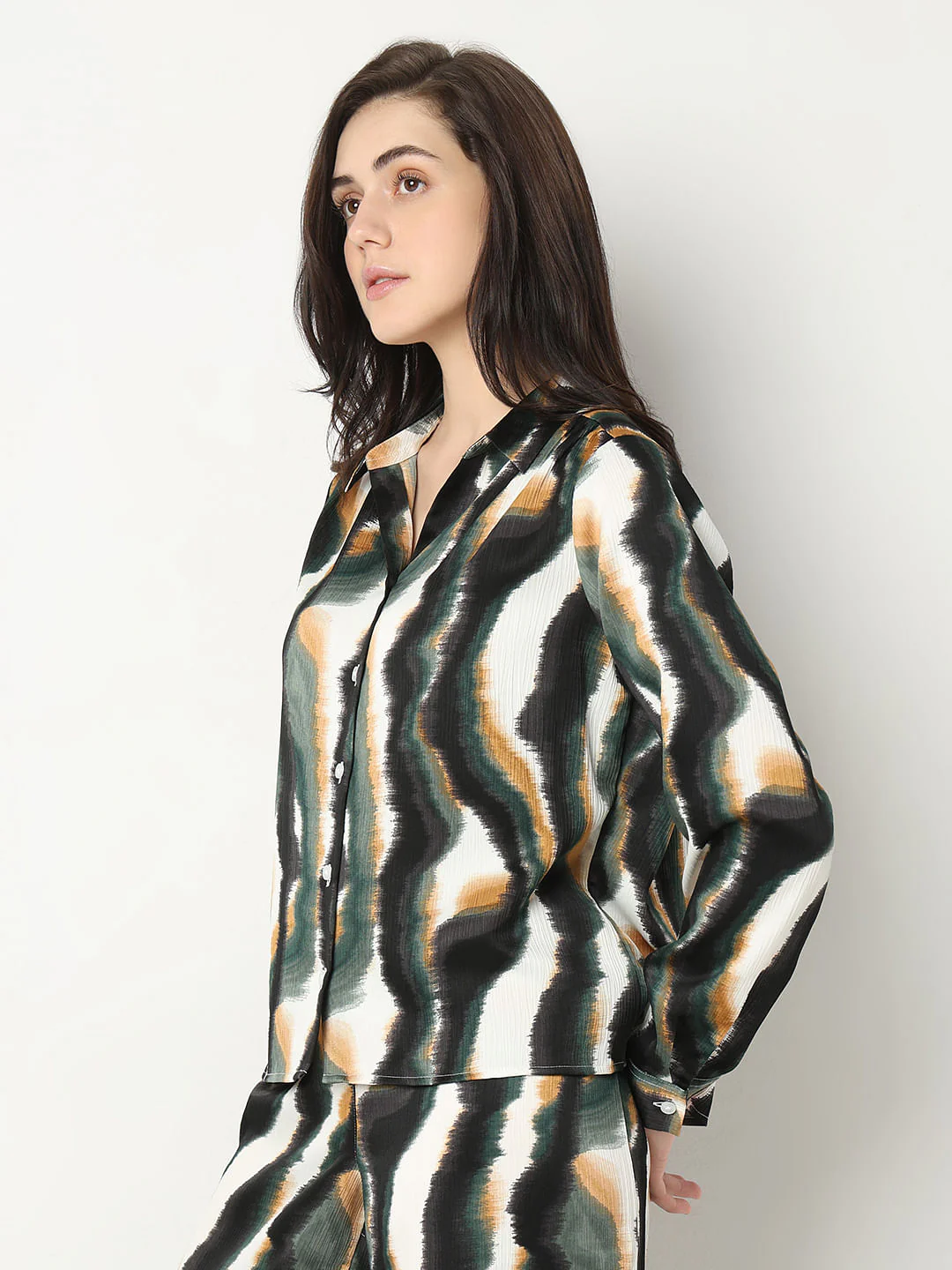 White Printed Shirts - Image 3
