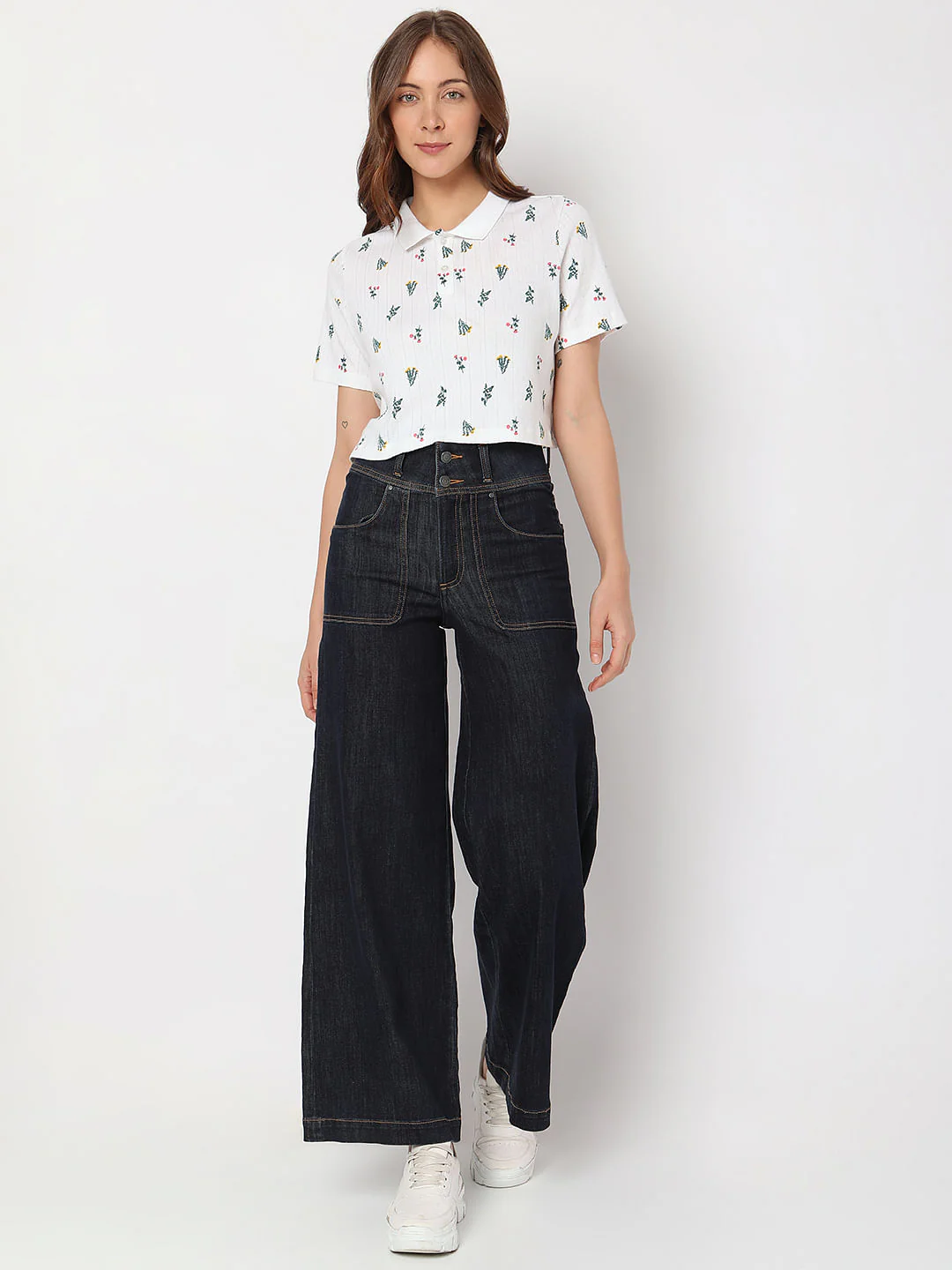 White Floral Printed Crop Top - Image 5