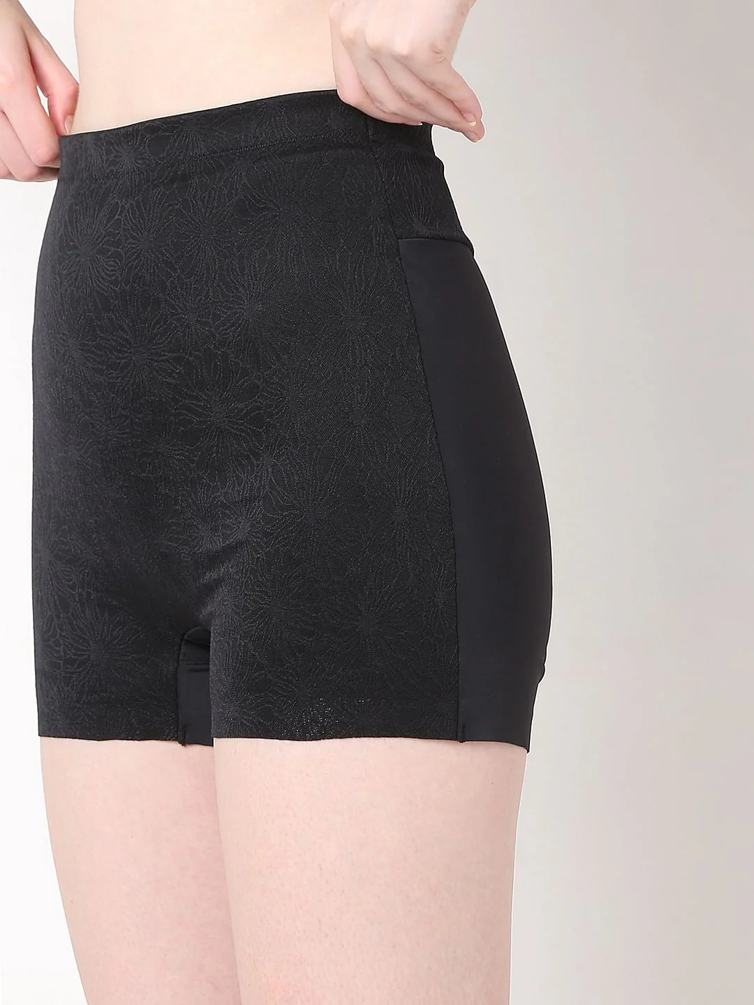 Intimates Black Textured Thigh Shaper - Image 5