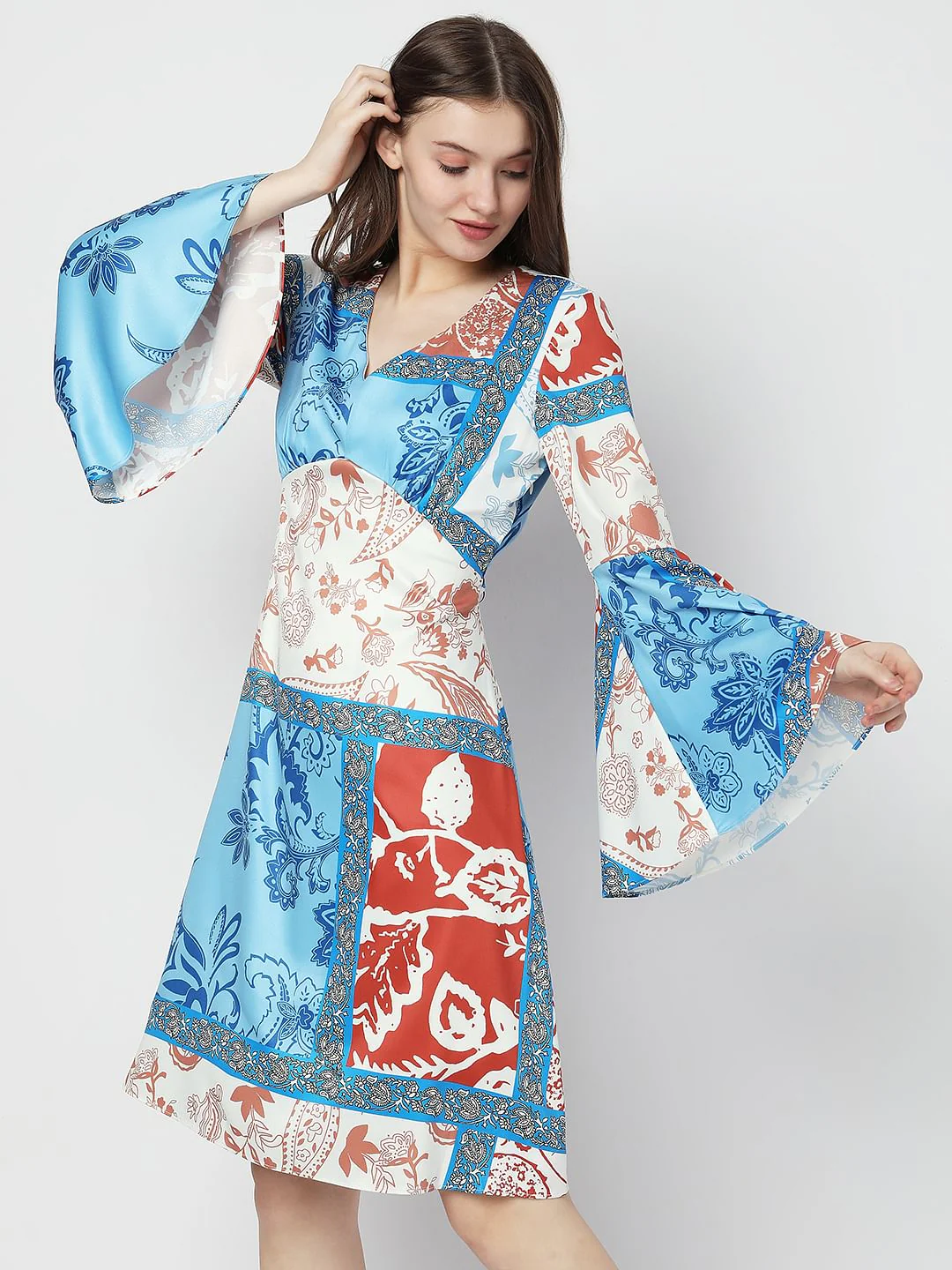 Off-White Printed Fit & Flare Dress - Image 3