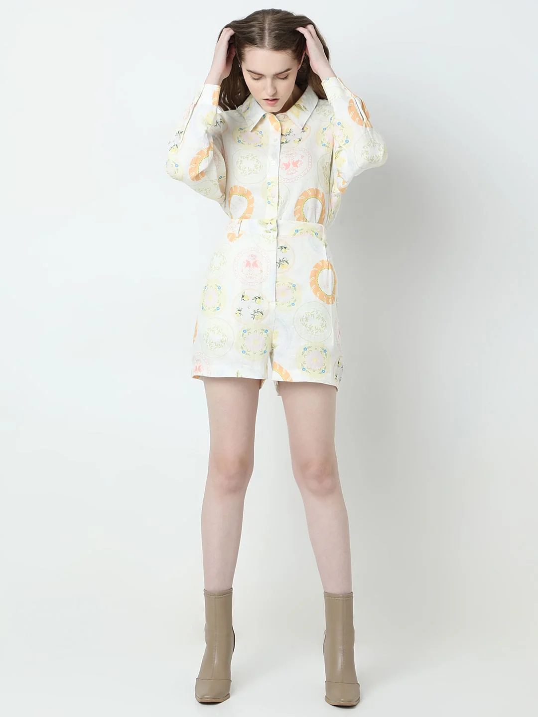 Off-White Printed Linen Co-Ord Set Shorts - Image 5
