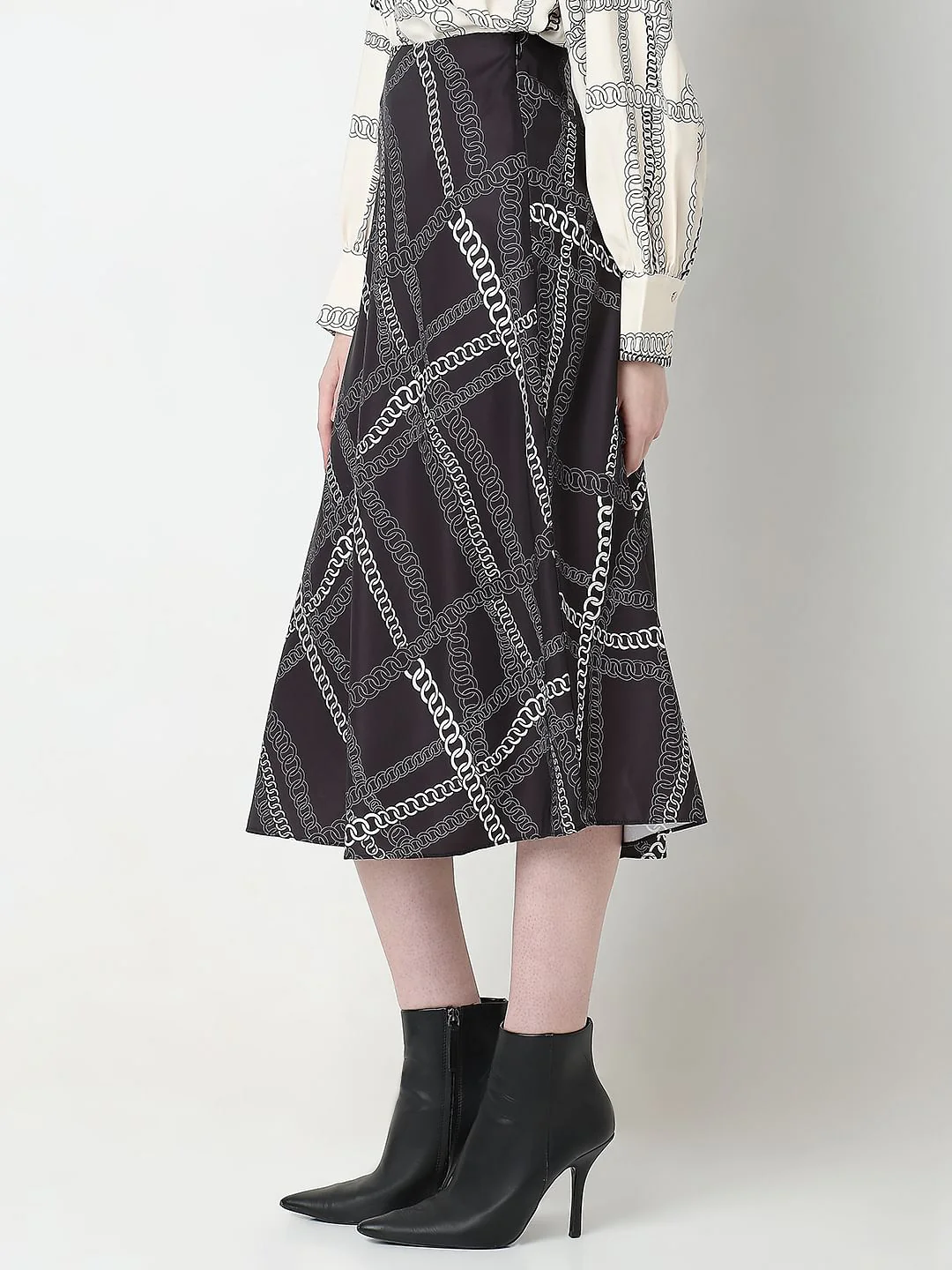 Black Chain Print Co-Ord Set Skirt - Image 3