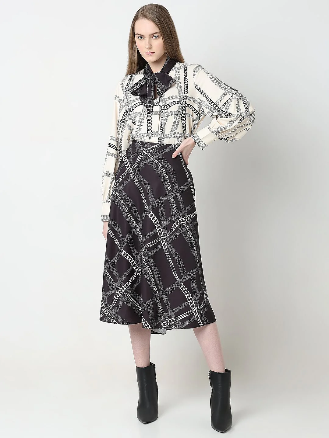 Black Chain Print Co-Ord Set Skirt - Image 5