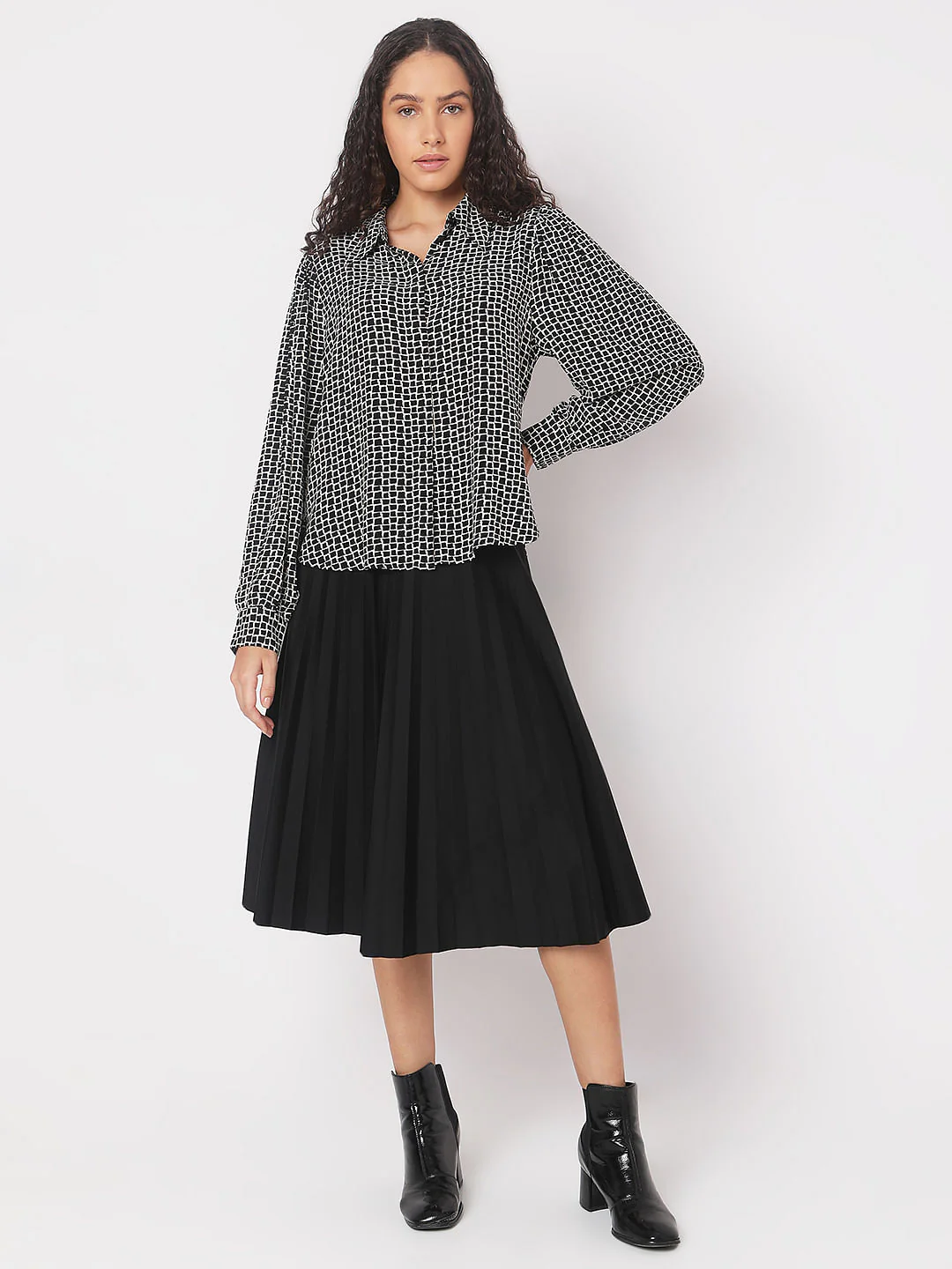 Black Abstract Print Shirt - Image 5