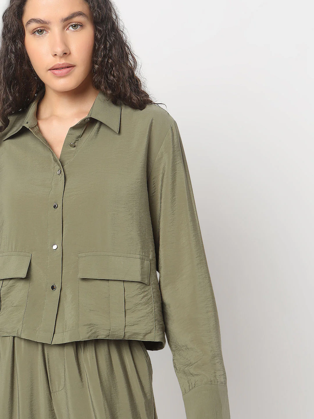 Olive Green Cropped Co-Ord Set Shirt - Image 6
