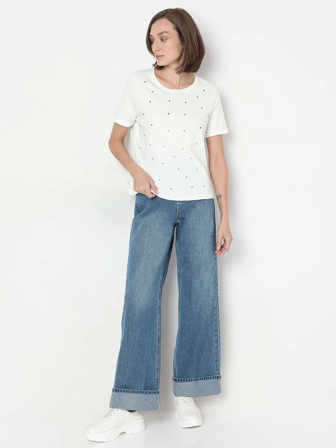 White Detail Rhinestone T-Shirt - Image 5