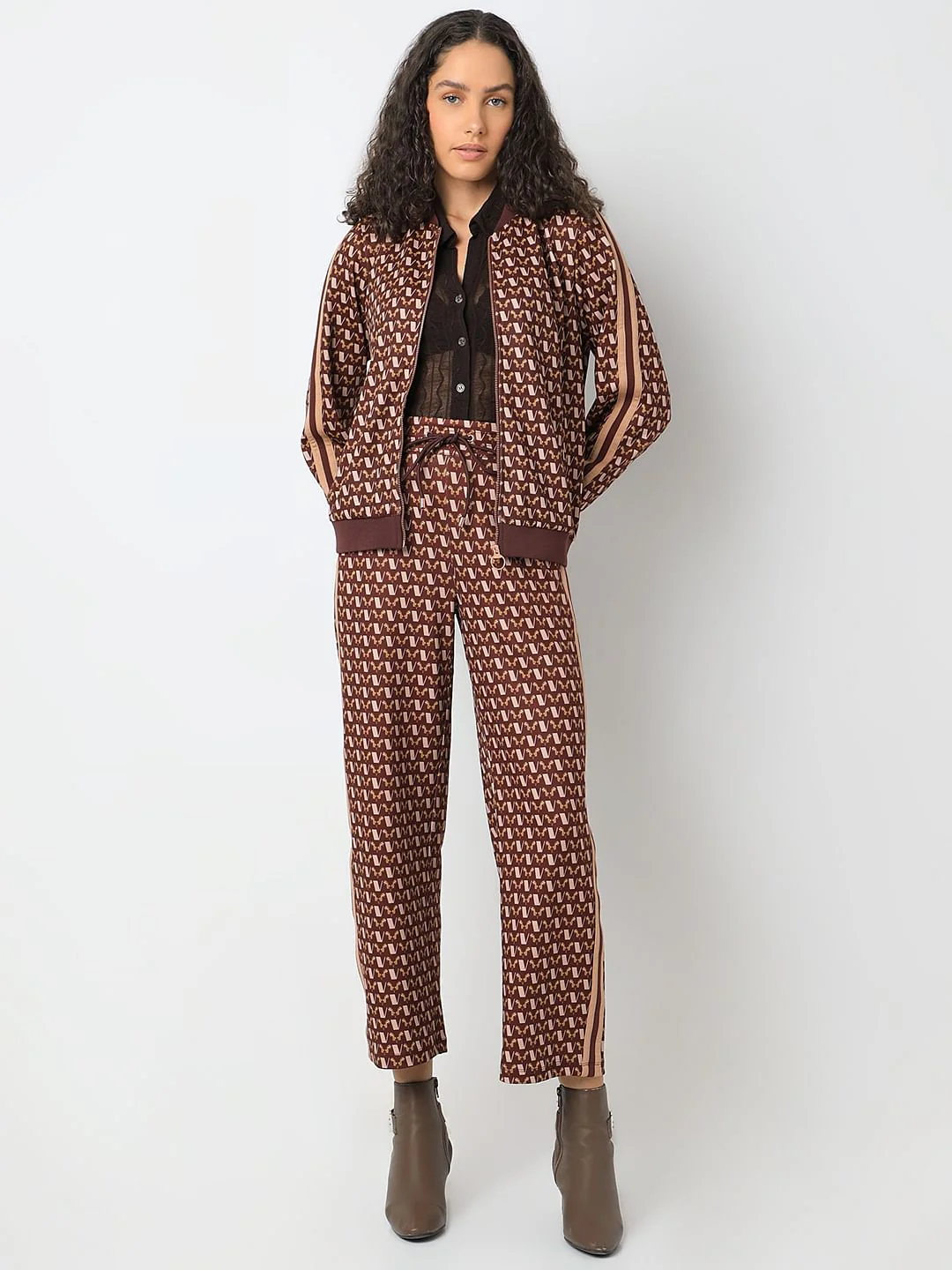 Brown Abstract Print Co-Ord Set Jacket - Image 5
