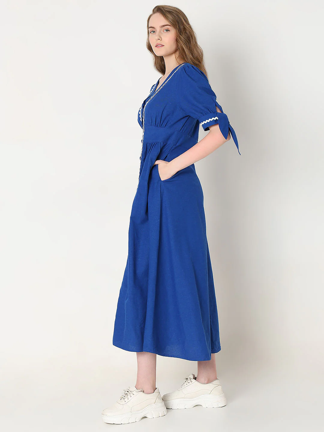 Blue Contrast Lace Detail Midi Dress - Image 3