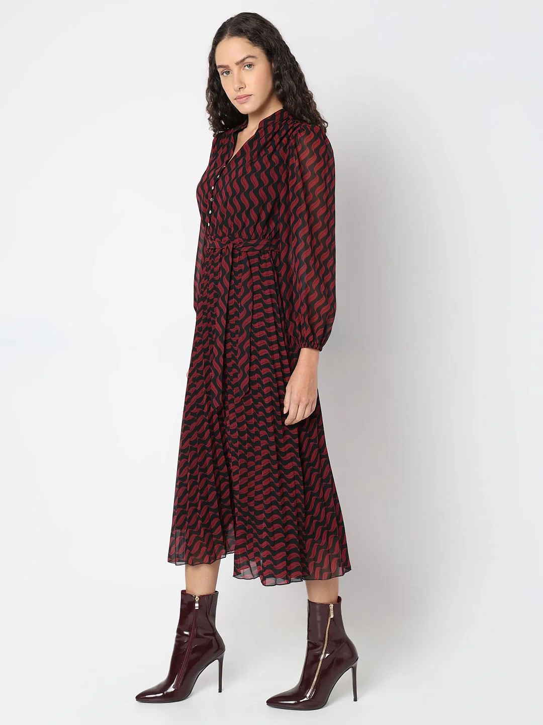 Red Printed Midi Dress - Image 3