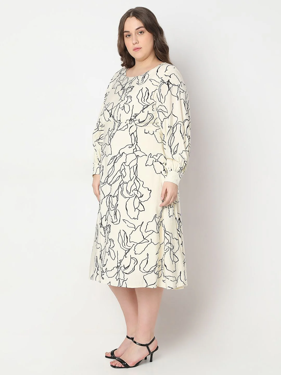 Curve Off-White Printed Midi Dress - Image 3