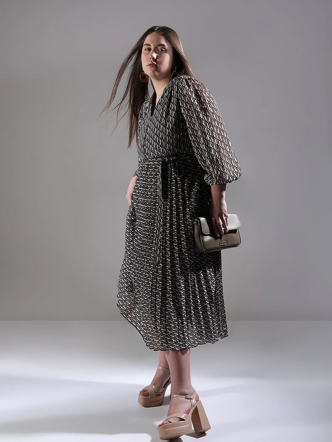Curve Black Printed Midi Dress