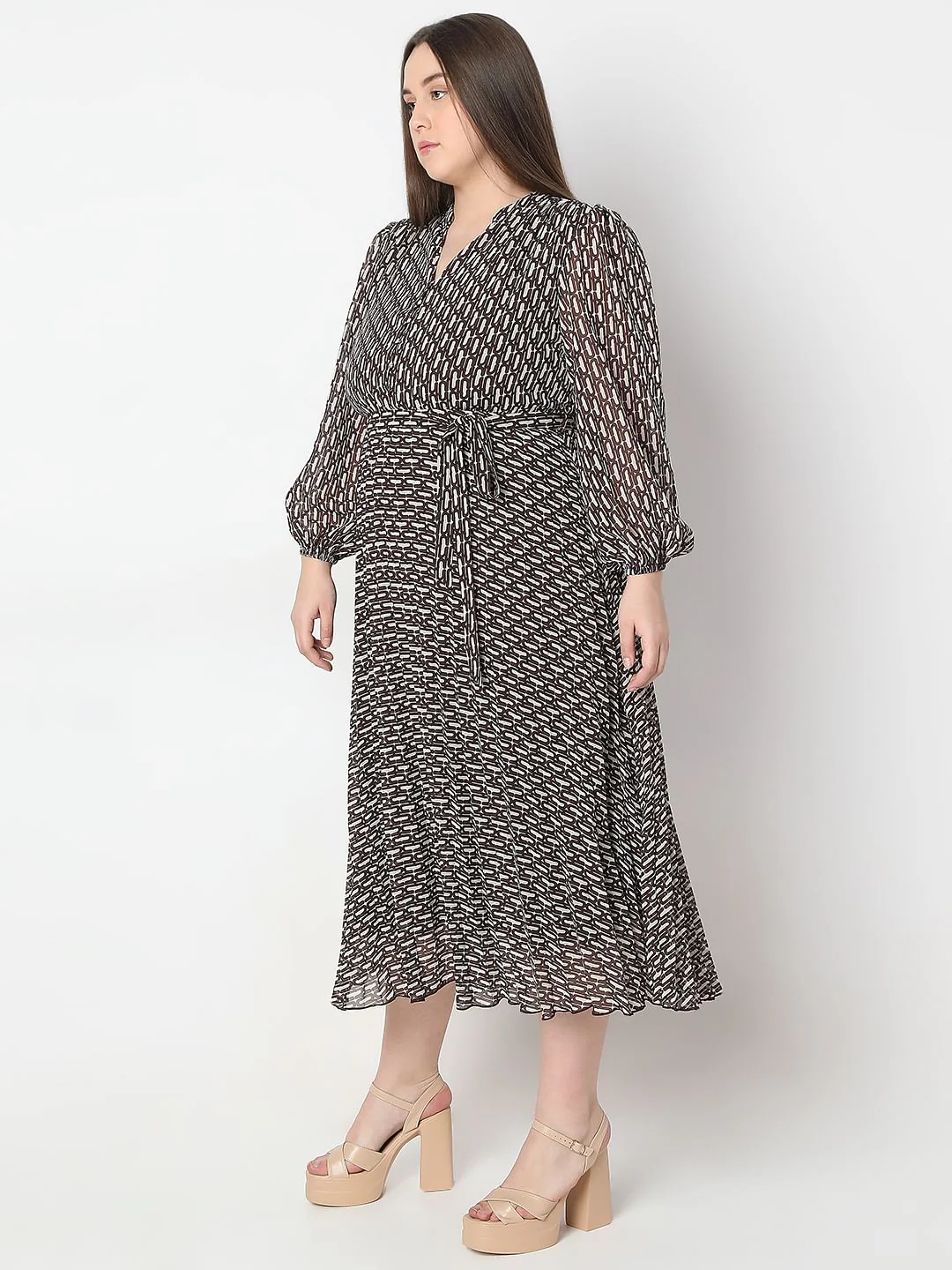 Curve Black Printed Midi Dress - Image 3