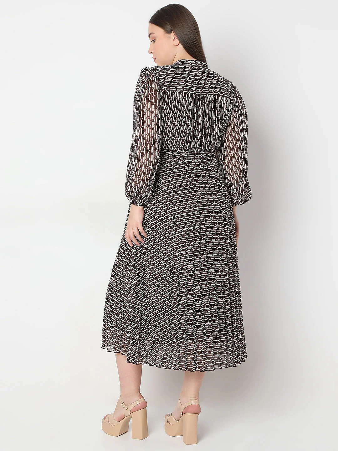 Curve Black Printed Midi Dress - Image 4