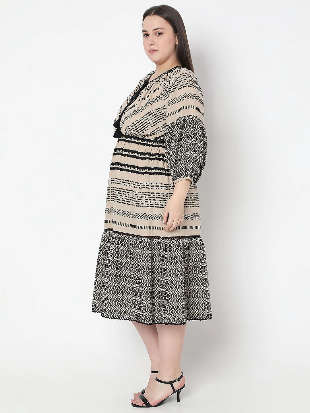 Curve Beige Printed Cotton Dress - Image 3