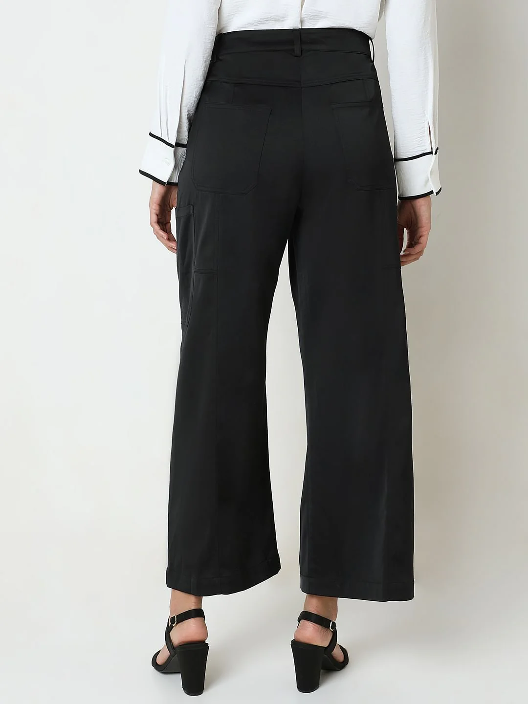 Black Straight Fit Cargo Pants - Image 4