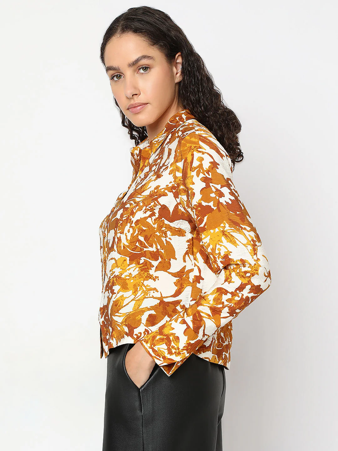 White Floral Printed Shirt - Image 3