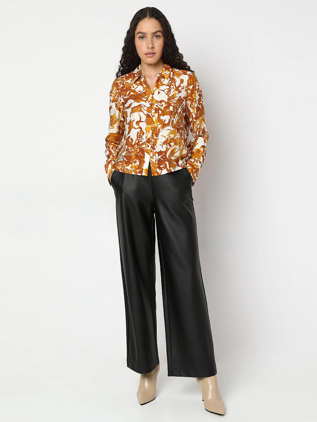 White Floral Printed Shirt - Image 5