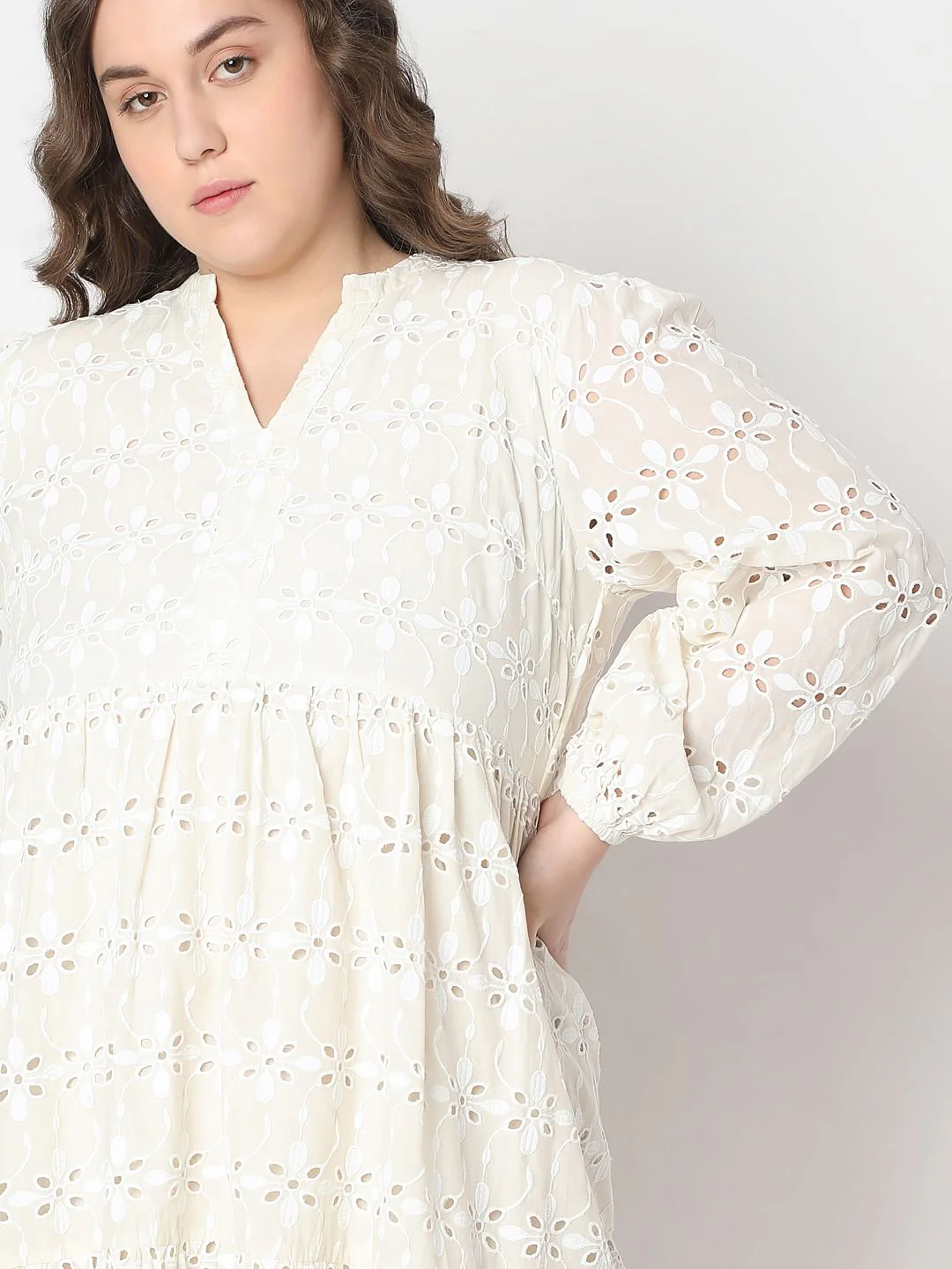 Curve Beige Schiffli Shift Dress - Image 5