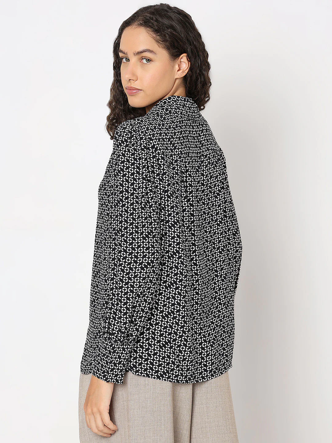Black Printed Shirt - Image 4