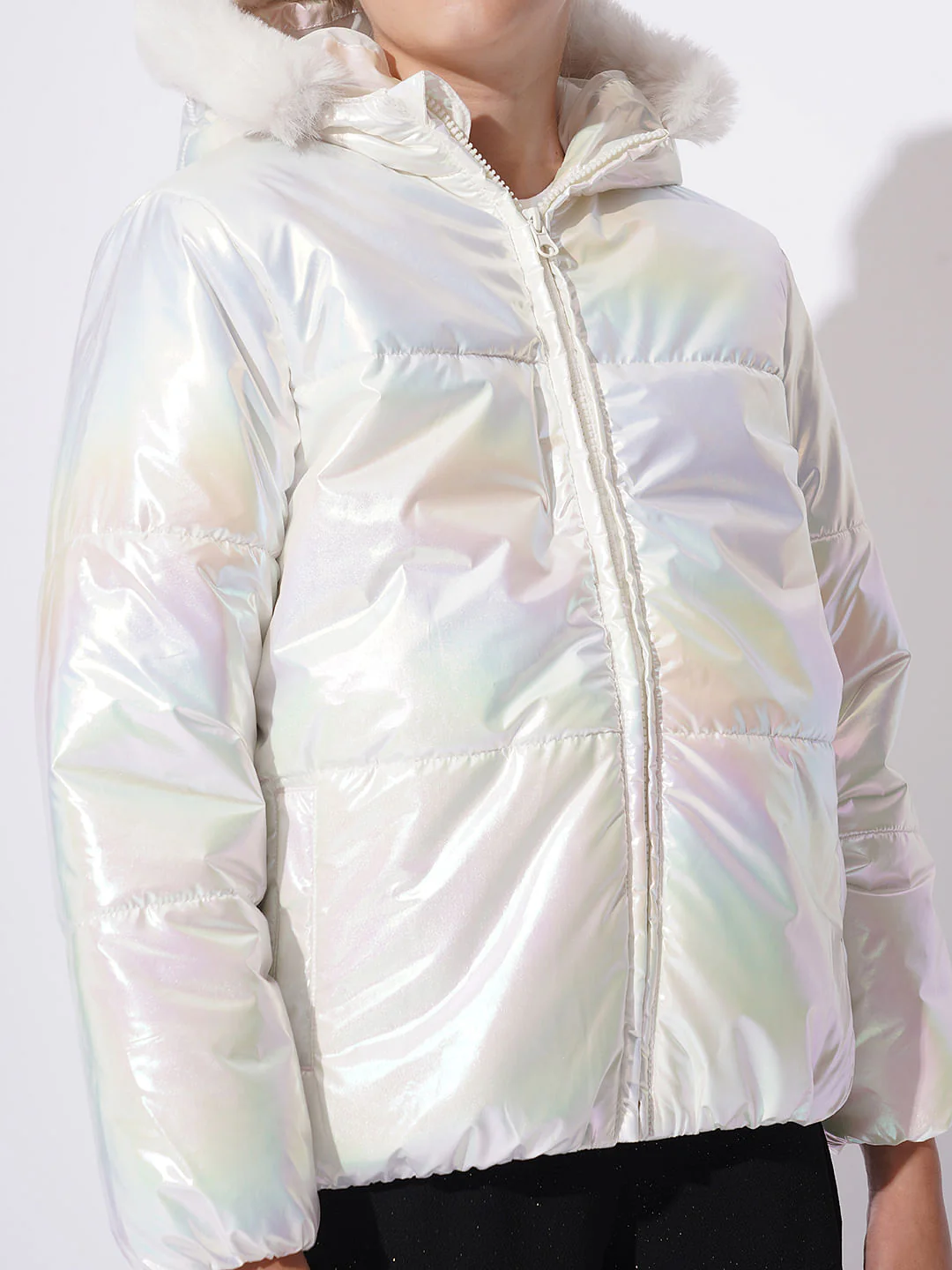 Girls White Holographic Puffer Jacket - Image 4