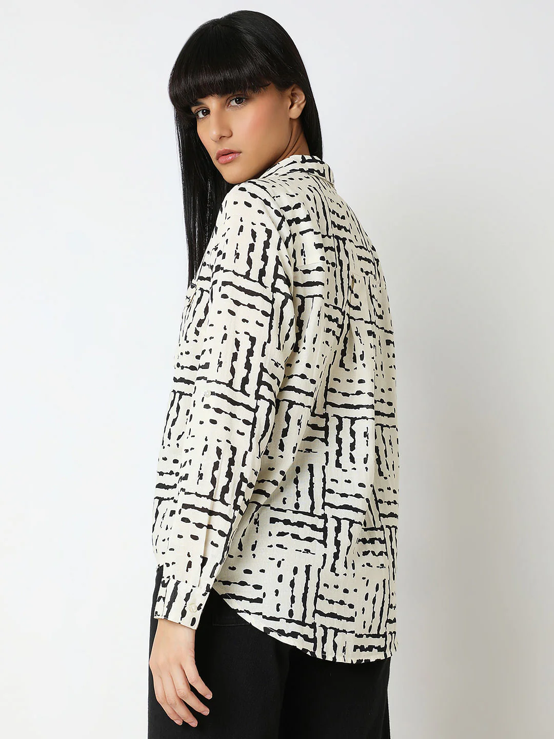 Off-White Abstract Print Shirt - Image 4