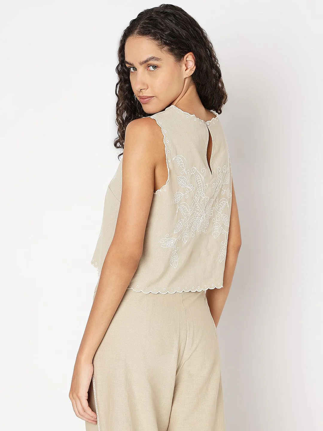 Beige Sleeveless Co-Ord Set Top - Image 4