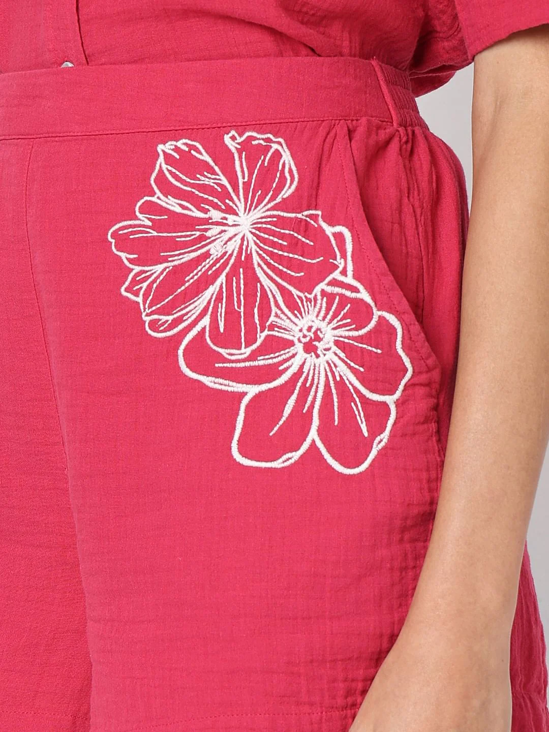 Pink Floral Print Co-Ord Set Shorts - Image 8
