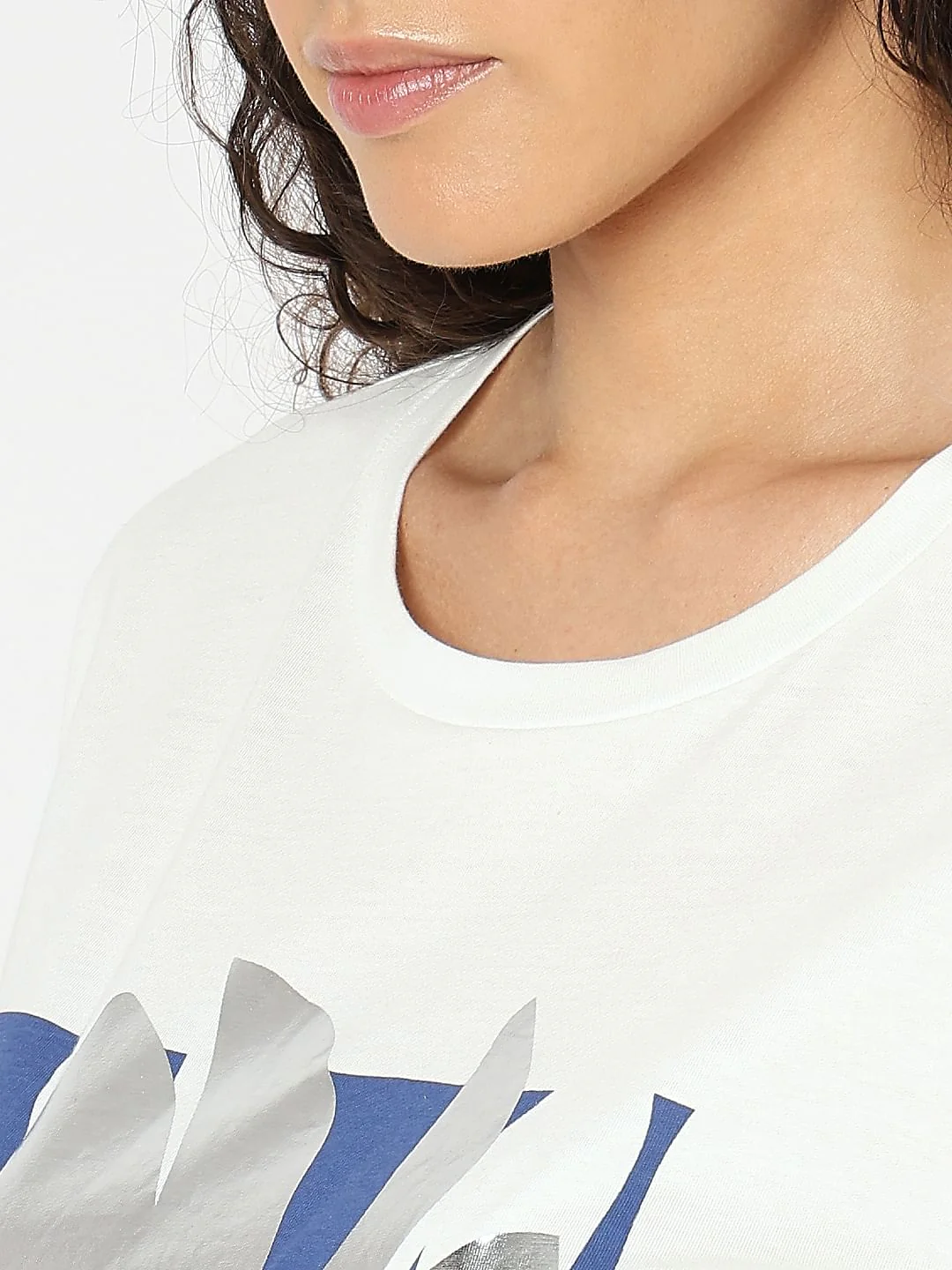 White Graphic Print T-Shirt - Image 8