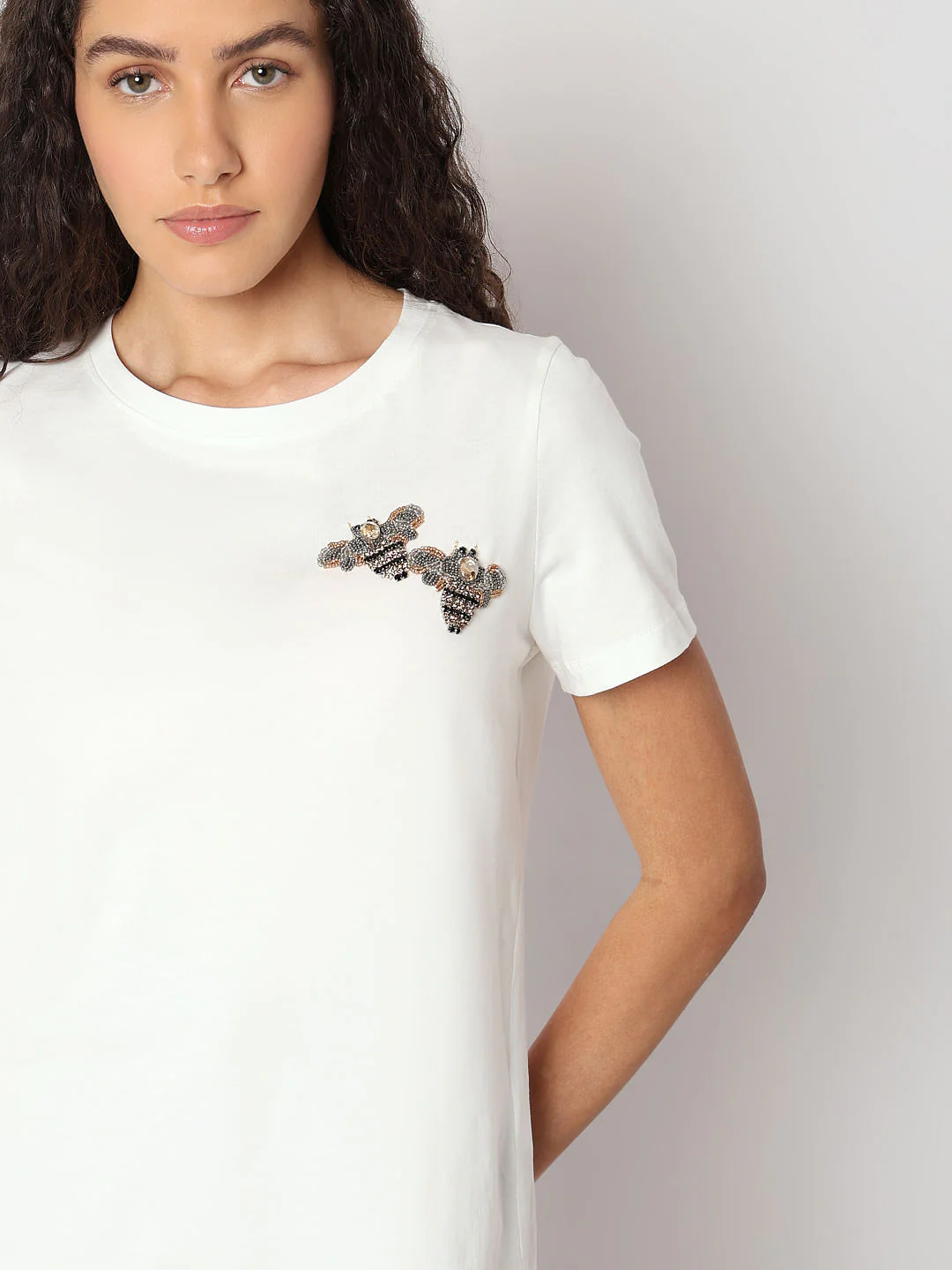 White Embellished Detail Cotton T-Shirt - Image 6